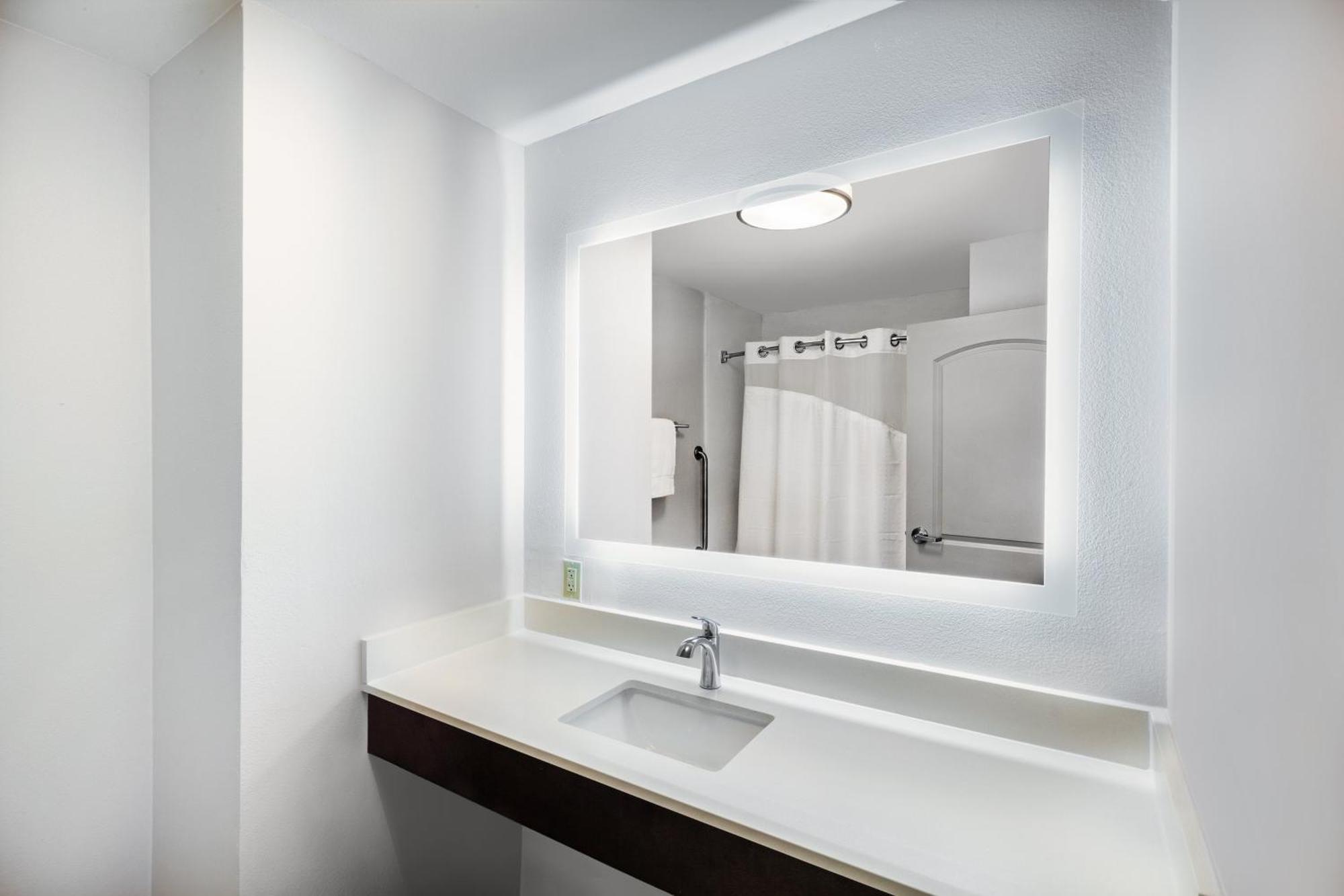 Holiday Inn Express & Suites Baton Rouge East By Ihg Prairieville Buitenkant foto